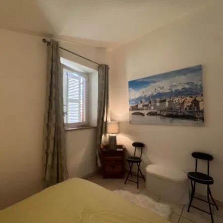 Auvergne, Aventure Apartmán *