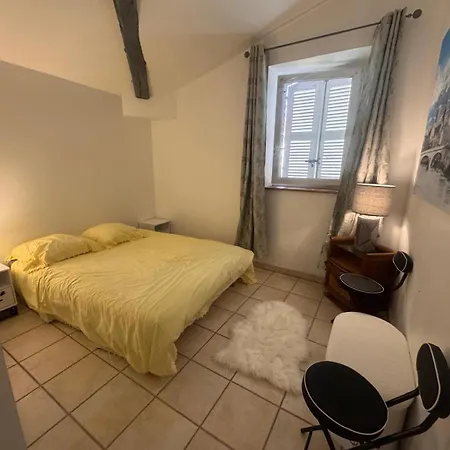 Auvergne, Aventure Apartmán Trezioux